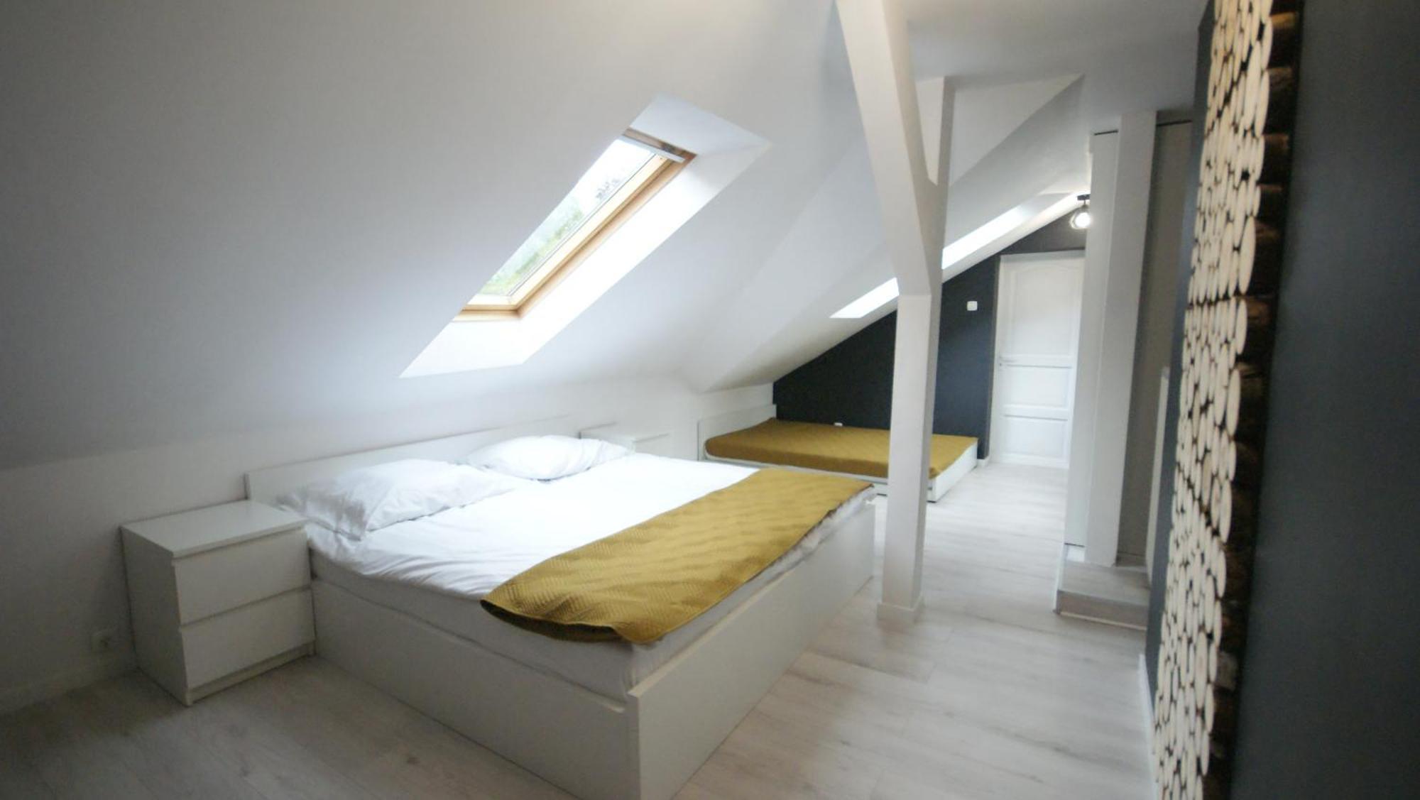Apartament Osemka シクラルスカ・ポレンバ エクステリア 写真